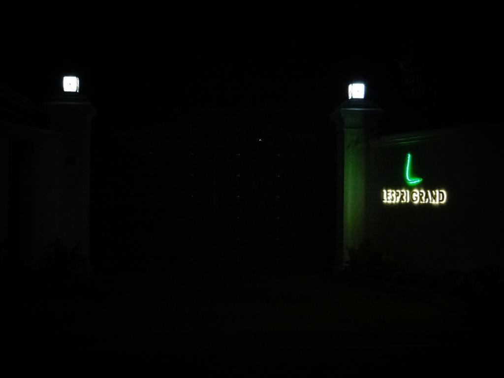 Lespri Grand Hotel Negombo Exterior photo
